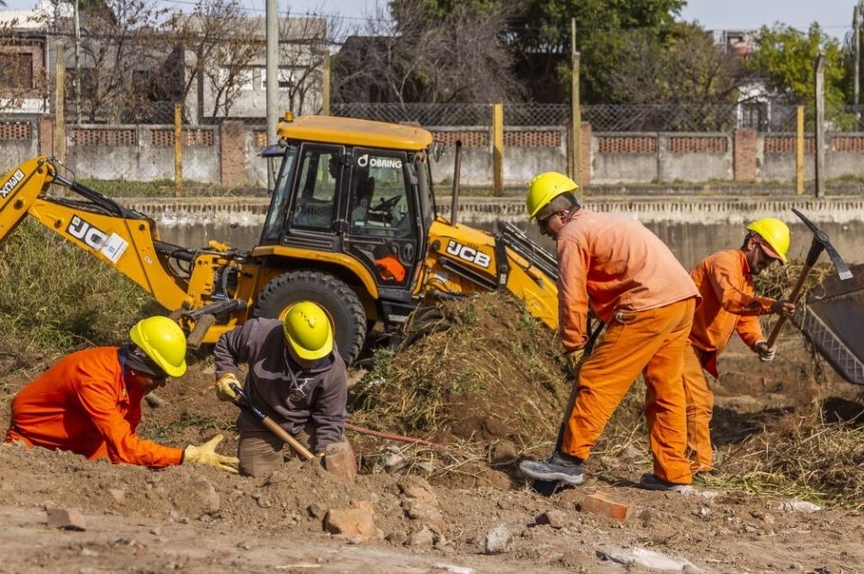 Qué pasará con la obra pública en la provincia de Santa Fe durante la gestión de Milei