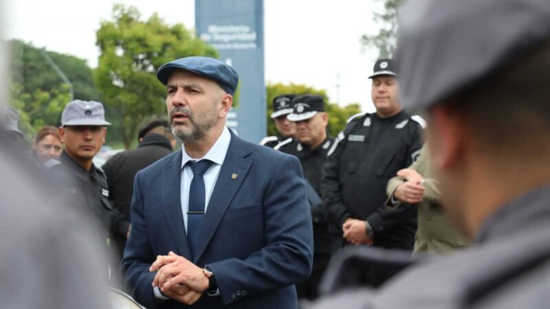 Brilloni convocó a la fuerza policial para reforzar la prevención del delito