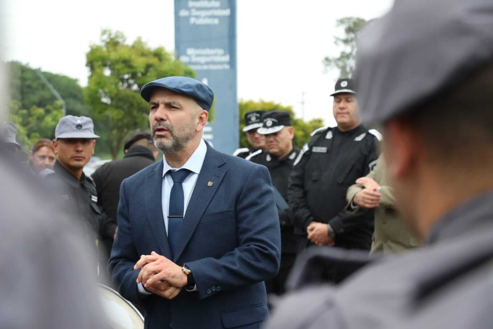 Brilloni convocó a la fuerza policial para reforzar la prevención del delito