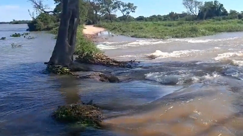 Reconquista| El camino al correntoso está cortado por la crecida del Rio San Jerónimo