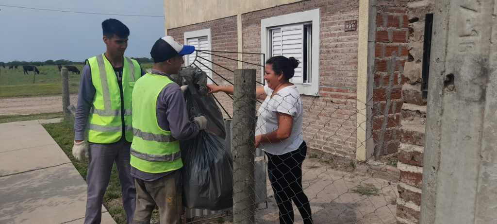 Jornada de descacharrado en Romang contra el dengue