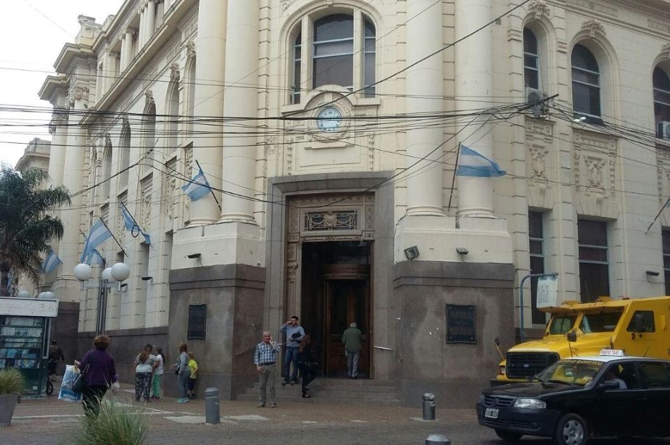 Los sindicalistas organizan un abrazo simbólico al Banco Nación