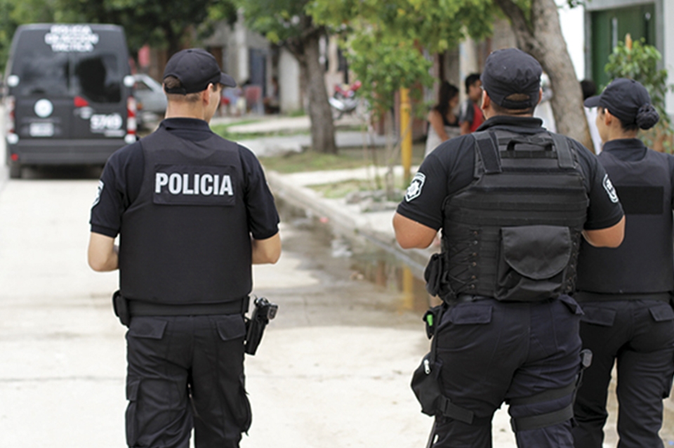 Todos los policías a las calles: anuncian un bloqueo total a la administración policial