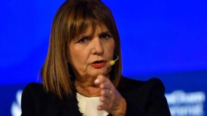 Bullrich sobre el botellazo a Milei: «El que las hace, las paga»