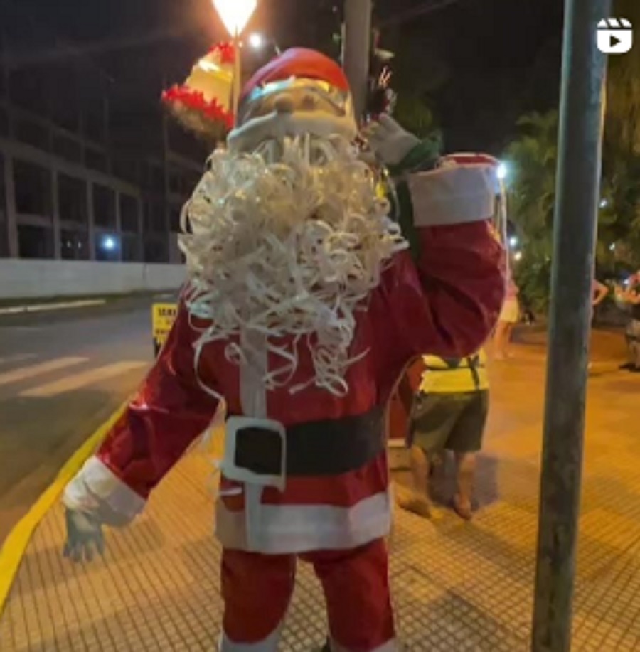 Pepe te muestra cómo esperan la navidad en Argentina y Brasil