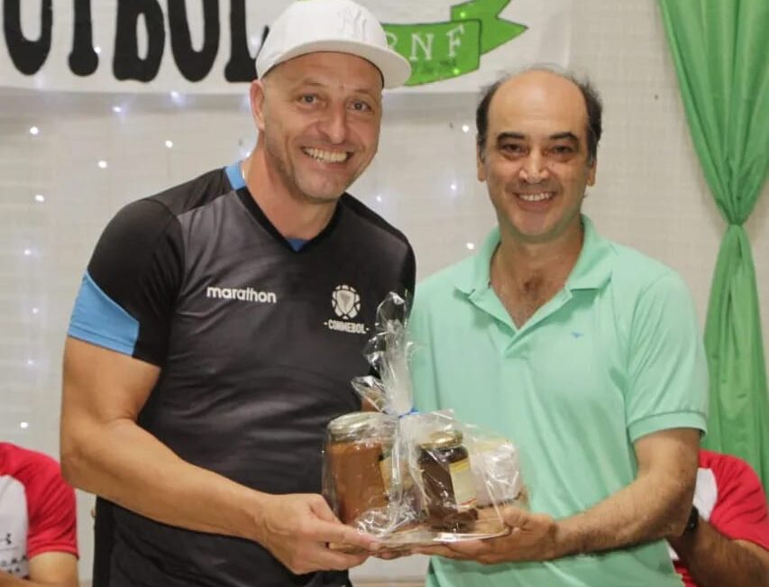 Orgullo para Guadalupe Norte. Pitana dirigió la final de la Liga Norteña