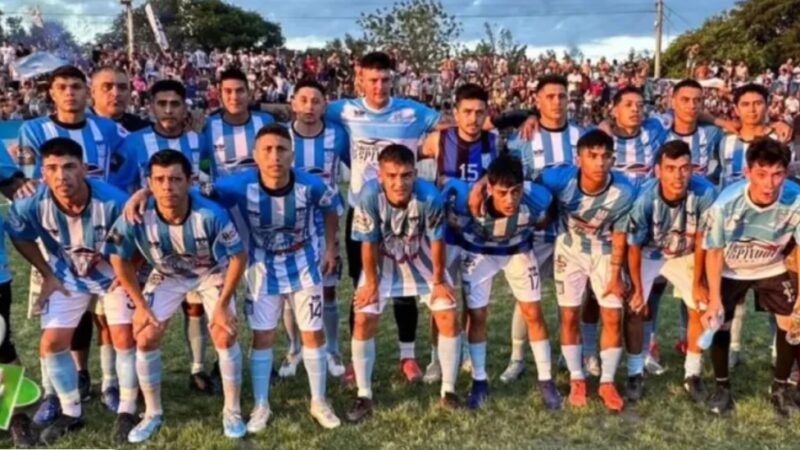 Racing ganó la primera final. Tiro obligado a golearlo en la revancha