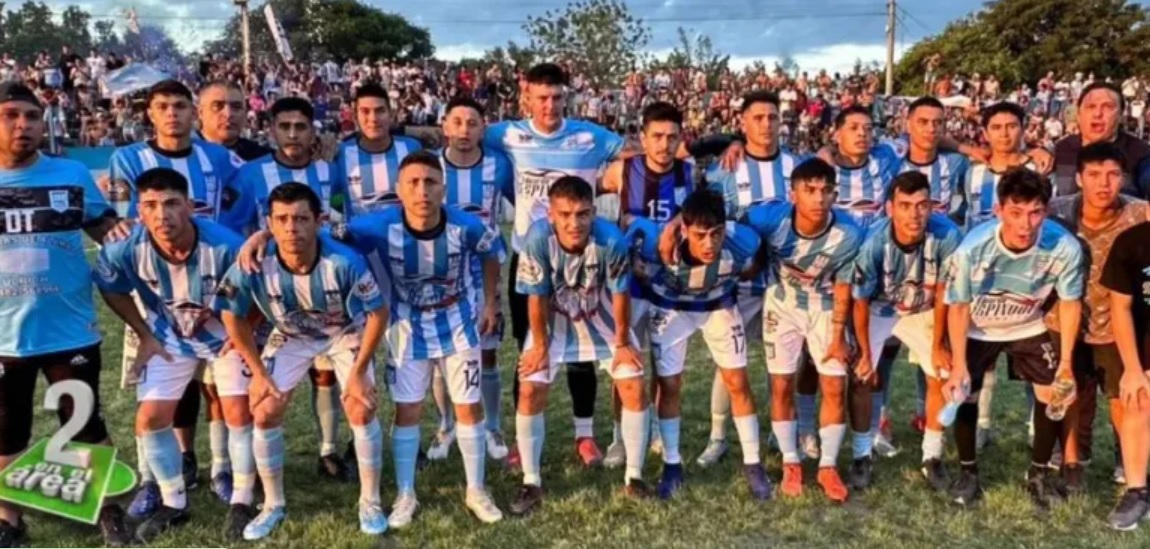 Racing ganó la primera final. Tiro obligado a golearlo en la revancha