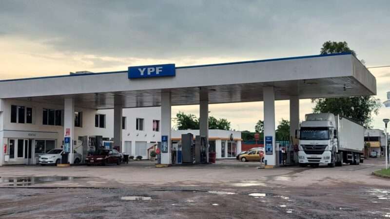 Nación oficializó aumentos en impuestos a combustibles