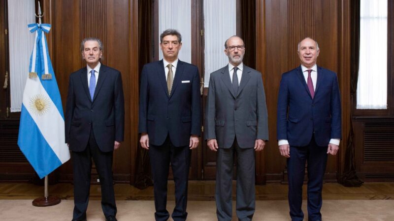 La Corte Suprema aceptó analizar el DNU de Milei, pero recién en febrero