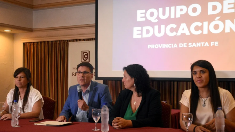 El Ministro de educación de Pullaro informó cuando será la paritaria docente