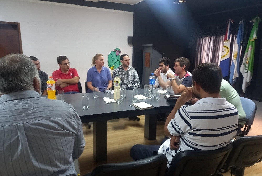 Villa Ocampo: reunión con productores del sector tambero