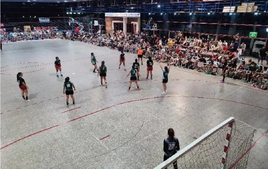 Argentina y Paraguay en el Torneo de Handball del Club Adelante