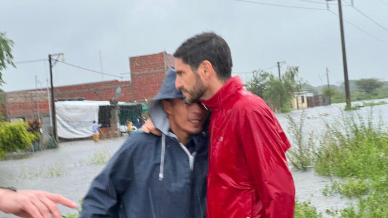«40 mil personas de Reconquista con agua en sus casas», indicó el gobernador Pullaro