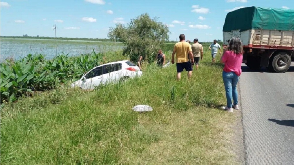 ESPIN|  Dos mujeres derraparon mientras circulaban por Ruta 11