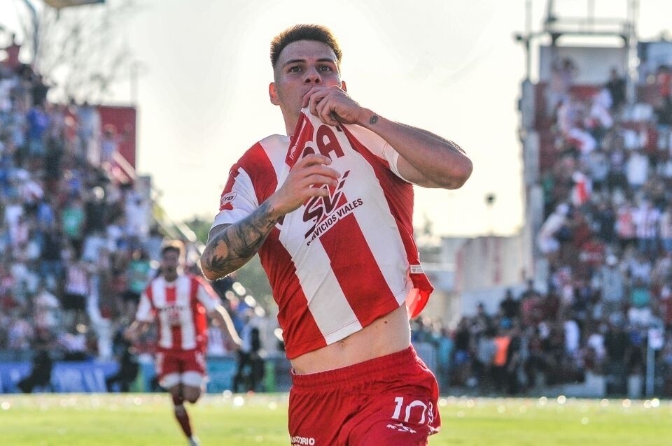 Boca mejoró la oferta y Unión estaría cerca de vender a Zenón