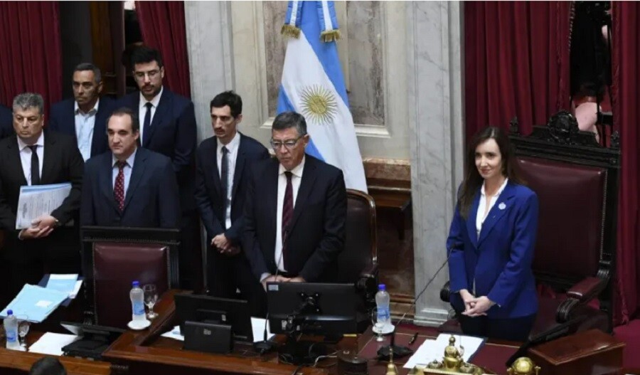 El mega DNU de Milei entró a la Cámara de Senadores
