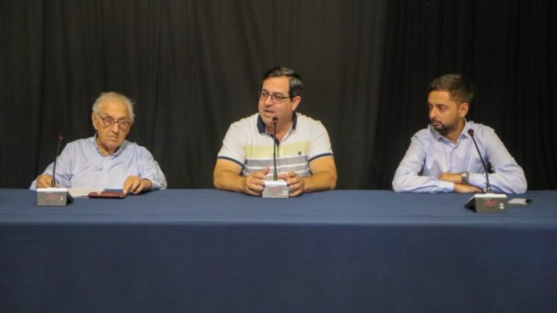 Reconocimiento al Dr. Carlos Fabrissín a 40 años del retorno de la Democracia