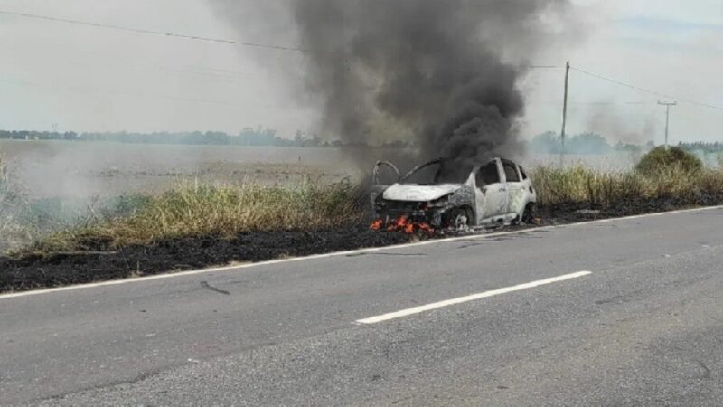 Calchaquí: Se prendió fuego el auto de un excombatiente