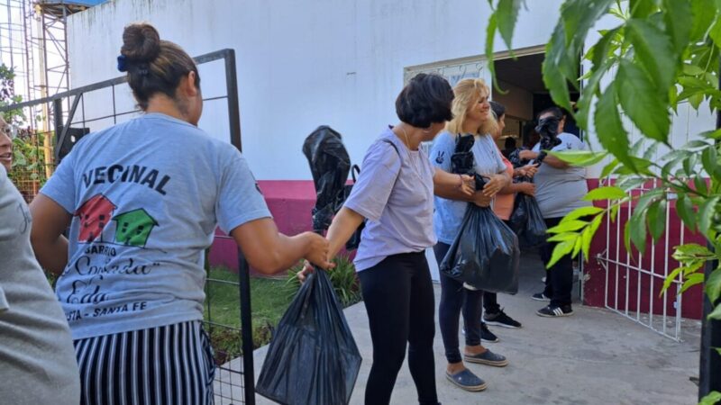Reconquista: entregan alimentos a 300 familias que viven en el Callejón de La Cortada