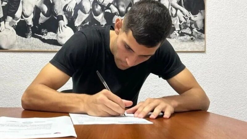 La Sarita | Lucas Picech firmó su primer contrato en Colón
