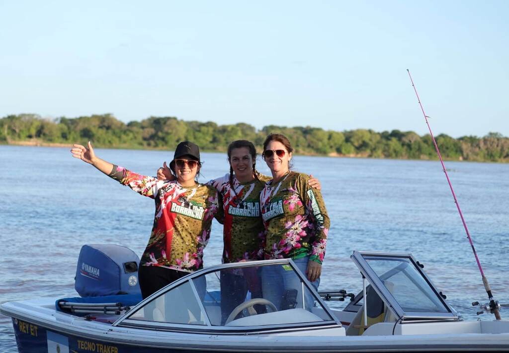 Pesca embarcada exclusiva para mujeres. Conocé las ganadoras