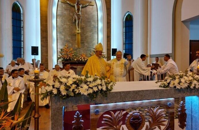 Espiritualidad en armonía: el Coro Polifónico Municipal en la Misa Crismal. Mirá en DMH TV