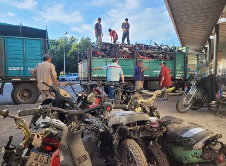Villa Ocampo: compactan más de 100 motos retenidas desde 2012