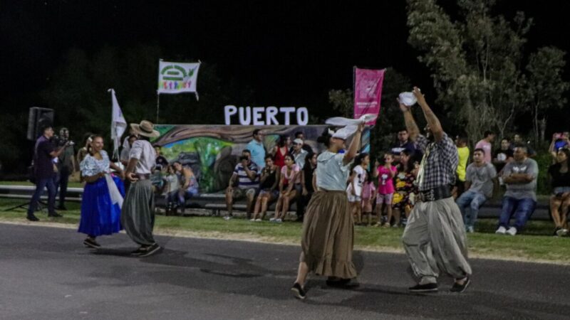 Puerto Reconquista recibió a los visitantes con dos nuevos murales de bienvenida