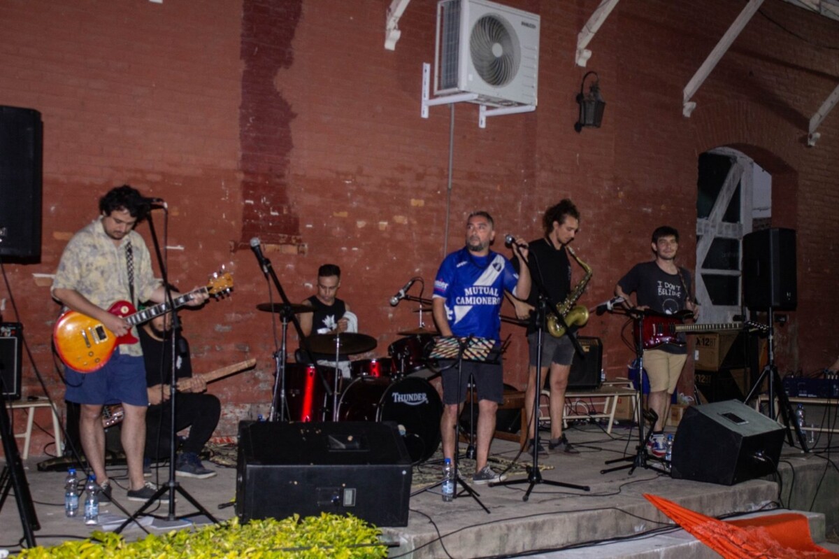 Vibrante noche de rock en el ECA de Reconquista