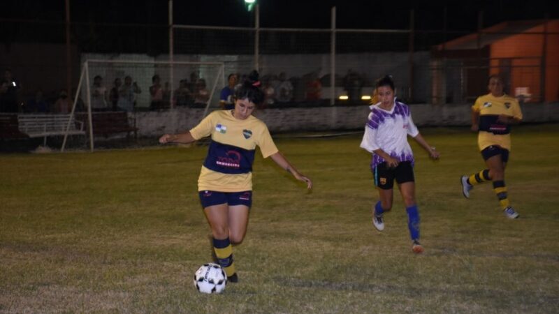 Postergan primera fecha del torneo del fútbol femenino