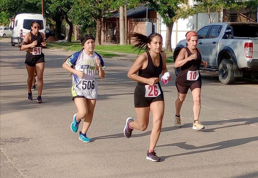Marisol Tozzi y Maira Fernández ganaron la carrera la «Carrera de la Mujer»