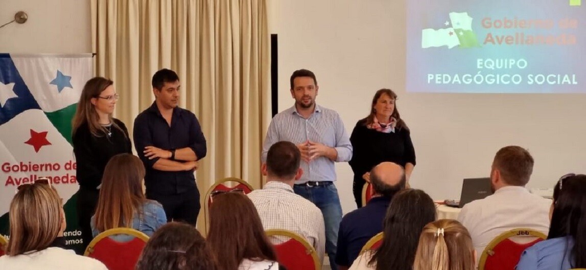 Gonzalo Braidot: “Trabajamos en políticas de acompañamiento a la educación en Avellaneda»