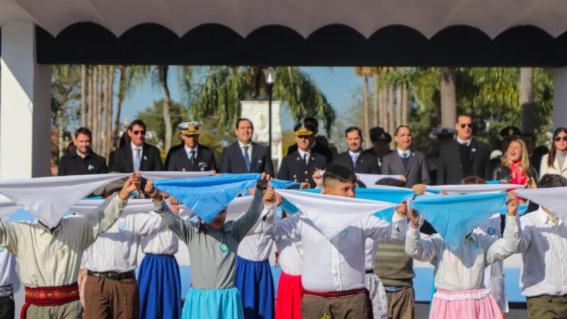 Reconquista conmemoró el 214° aniversario de la Revolución de Mayo