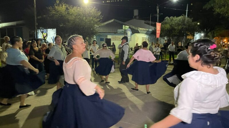 Reconquista: inauguraron el asfalto de calle Iturraspe desde Irigoyen hasta calle 44