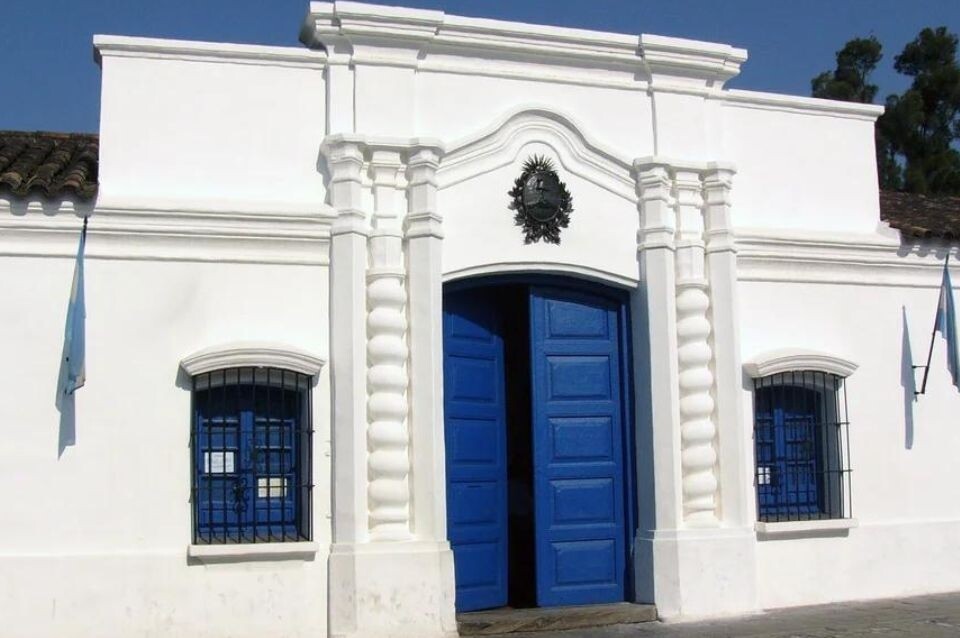 El próximo feriado es el martes 9 de julio: ¿Hay puente el lunes 8?