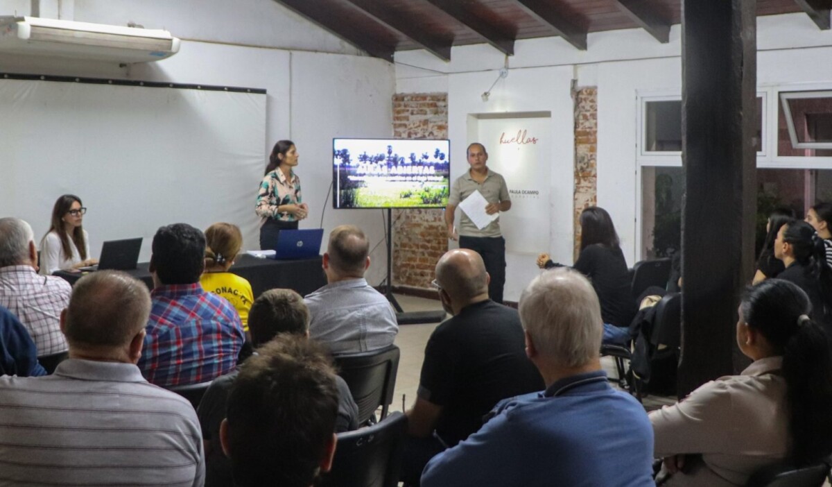 Entregan certificados a los primeros egresados del Curso de Guías Locales