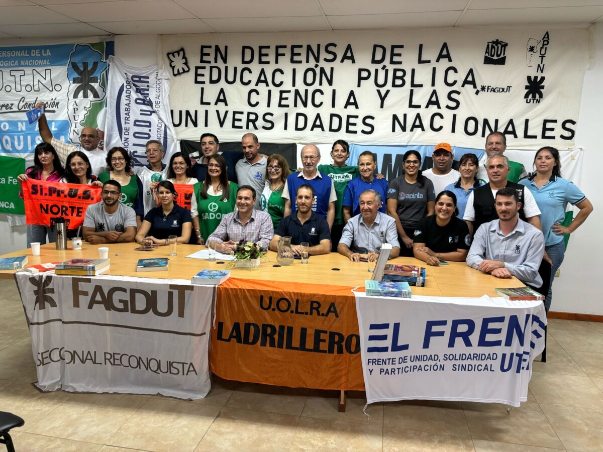 Docentes universitarios se movilizan a la Secretaría de Educación ¿Qué reclaman?