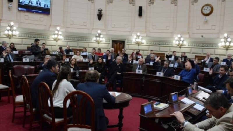 Aprueban los pliegos de seis fiscales para el MPA de Rosario