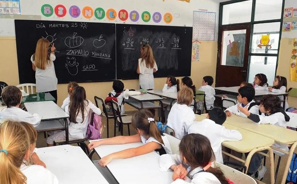 Docentes santafesinos volverán a pagar el impuesto a las ganancias