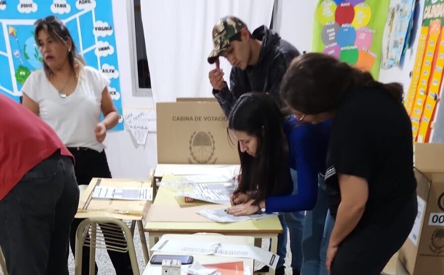 Carlos Domínguez ganó las PASO en Golondrina