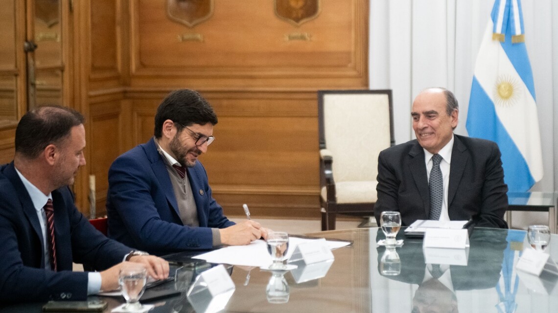 Provincia y Nación firmaron un acuerdo para la continuidad de obras en Santa Fe