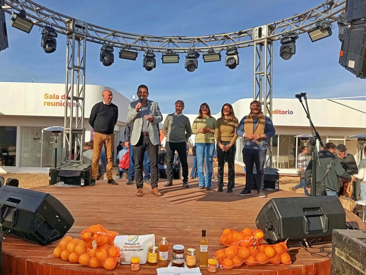 Spontón anunció nueva línea de créditos para productores citrícolas de Malabrigo