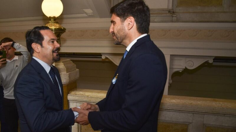 Pullaro recibió en Rosario al embajador de Francia