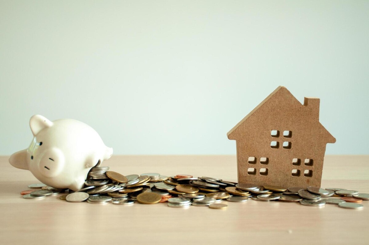 El 57% de los argentinos usa ahorros para gastos mensuales