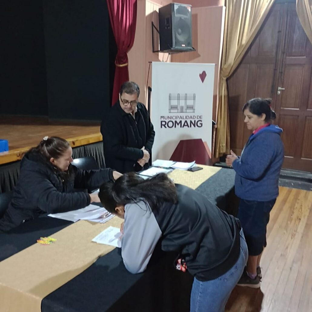 Entrega de Becas de Formación en Romang ¿A quien beneficia?