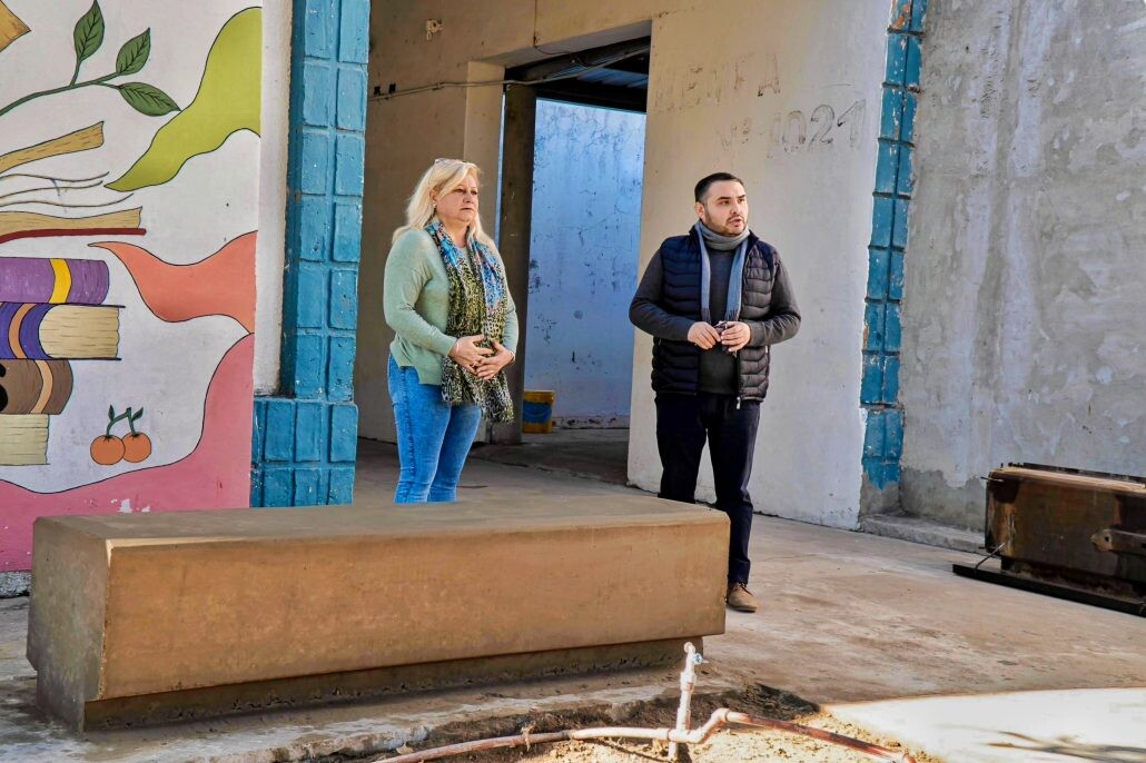 Instalan nuevos ECOBANCOS en la Escuela Nº 1021 de Malabrigo