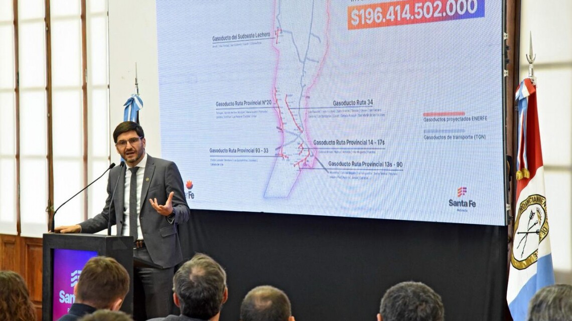 Pullaro anunció una inversión de $ 196 mil millones en un histórico plan de gasoductos para la provincia