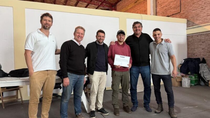 Avellaneda impulsa la industria metalúrgica regional. Conocé la historia de los egresados