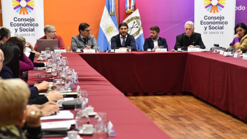 Pullaro: “Con este compromiso por la alfabetización estamos mirando hacia el futuro”
